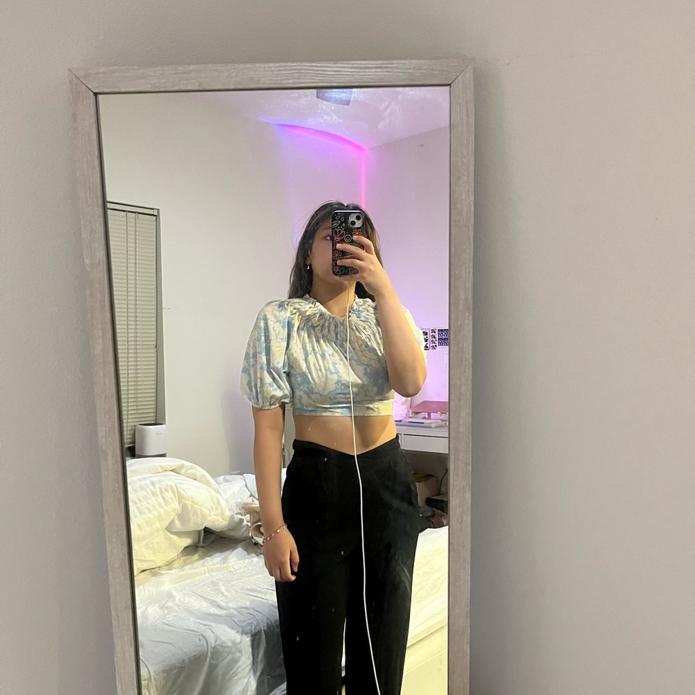 open back floral crop blouse